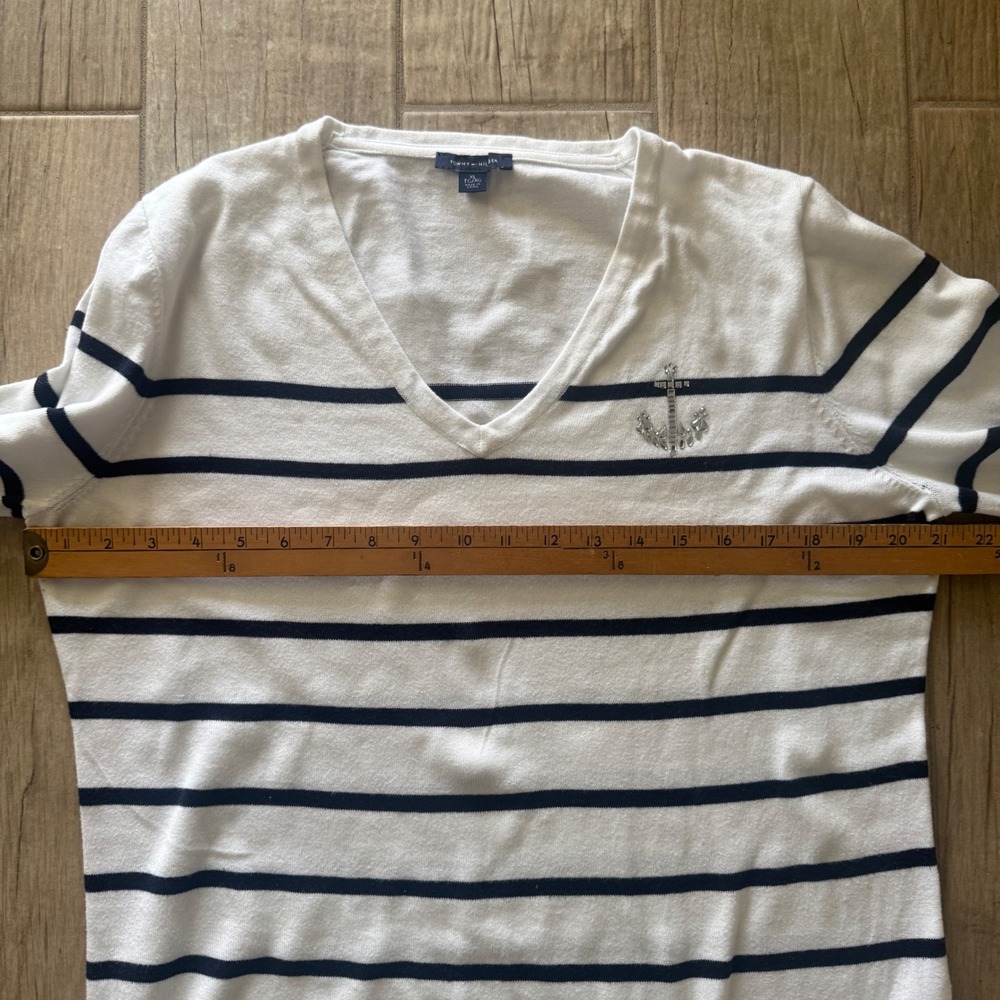 Tommy Hilfiger Womens XL White Striped V-Neck Sweater Rhinestone Anchor Nautical - Picture 7 of 11